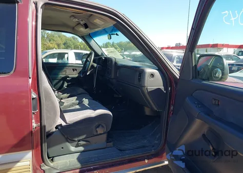 2002 Chevrolet Silverado 1500 Ls из США, поврежденный, VIN 2GCEK19T821402035